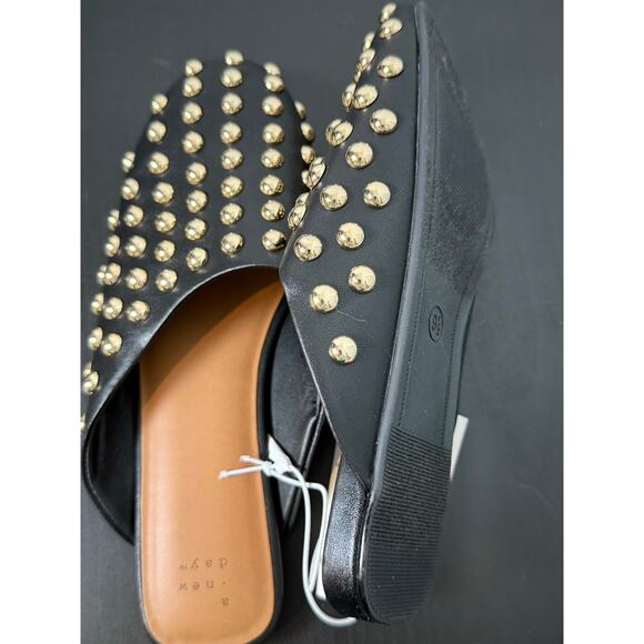 NWT Women’s A New Day 9.5 embellished slip ons - Picture 2 of 5